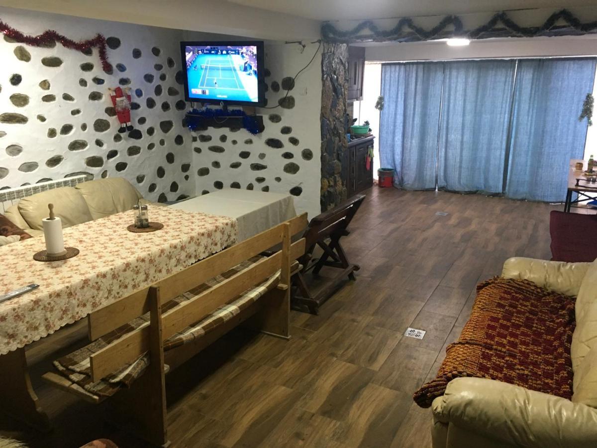 Апартаменти Casa Pelerinului Capatineni-Paminteni Екстер'єр фото